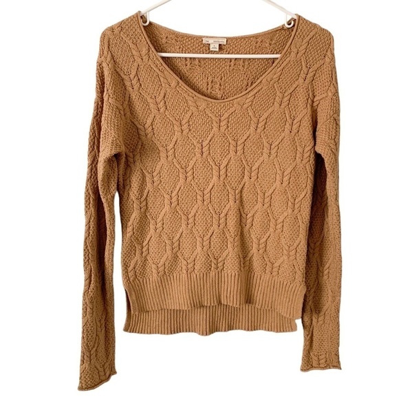 Gap Knit Sweater - Picture 1 of 9